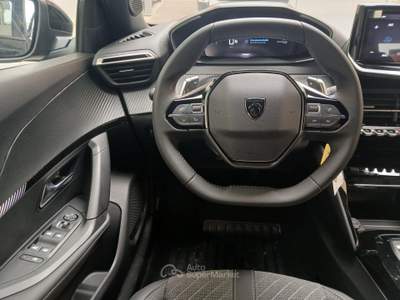 Peugeot 2008 Allure S&S Nero usata Triggiano