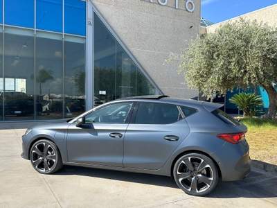Cupra Leon 245 CV DSG VZ - T-stock 2025 Grigio usata Gela