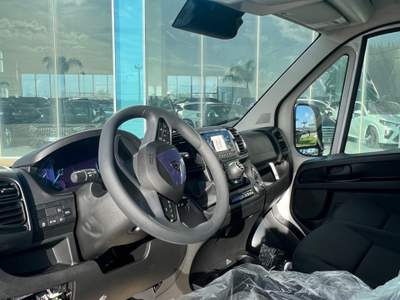 Peugeot Boxer 35 2.2 BlueHDi 140 S&S PLM-TM Furgone - SUPER OFFERTA T-Stock Bianco usata Gela