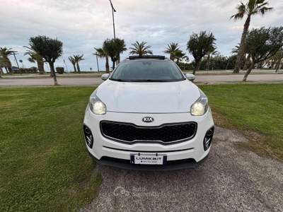 Kia Sportage Rebel techno Pack awd 136cv auto Bianco usata Grottammare