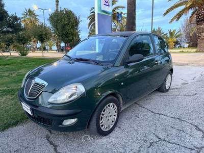Lancia Ypsilon 3 Porte Ypsilon 1.3 mjt Oro 100 dfn Nero usata Grottammare