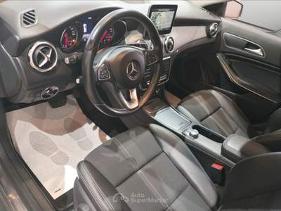 Mercedes-Benz GLA GLA 200 d Automatic Sport usata Prato