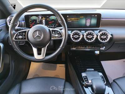 Mercedes-Benz Classe A A 180 Automatic Business Grigio usata Prato
