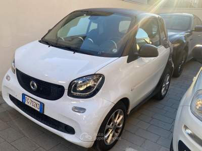 Smart ForTwo unicoproprietario km certificati Bianco usata Ottaviano