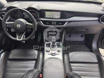 Alfa Romeo Stelvio ALFA ROMEO Stelvio 2.2 Turbodiesel 210 CV AT8 Q4 Veloce Nero usata San Benedetto del Tronto