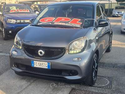 Smart ForFour twinamic 70cv Passion Grigio usata Qualiano