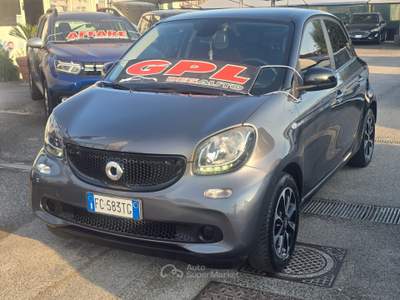 Smart ForFour twinamic 70cv Passion Grigio usata Qualiano