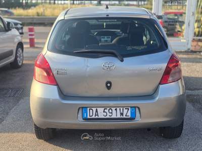 Toyota Yaris 3 porte Sol Grigio usata Qualiano