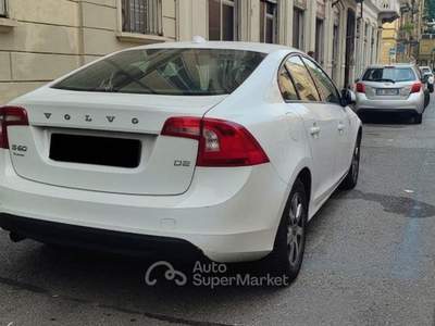 Volvo S60 D2 Kinetic Bianco usata Torino