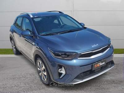 Kia Stonic  -  1.0 t-gdi mhev urban 100cv imt Grigio usata ROMA