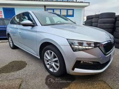 Skoda Scala 1.6 tdi Ambition 115cv dsg - FZ724EE Argento usata Basiliano