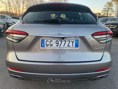 Maserati Levante Levante 2.0 mhev GT Q4 330cv auto - GG977ZY Nero usata Basiliano