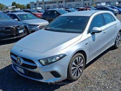 Mercedes-Benz Classe A Classe A e eq-power Business Extra auto - GD186EY Argento usata Basiliano