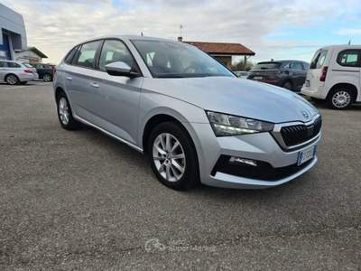 Skoda Scala 1.6 tdi Ambition 115cv dsg - FZ722EE Argento usata Basiliano