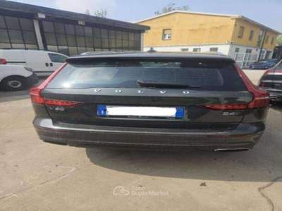 Volvo V60 Cross Country B4 197cv D AWD AUTOM. BUSINESS PRO - GJ261JR Nero usata Basiliano