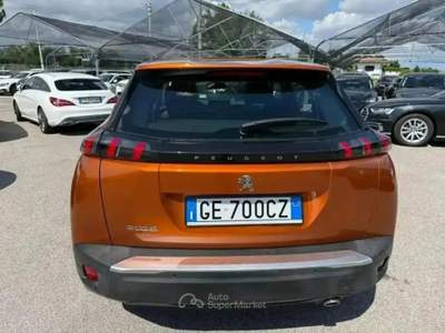 Peugeot 2008 1.5 bluehdi 110cv Active Pack s - GE700CZ Arancione usata Basiliano