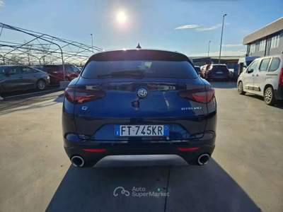 Alfa Romeo Stelvio Executive Q4 190cv auto my19 - FT745KR Blu/Azzurro usata Basiliano