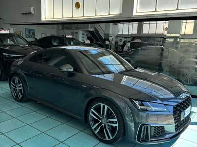 Audi TT VETTURA UNICOPROPIETARIO TAGLIANDI AUDI usata San Benedetto del Tronto