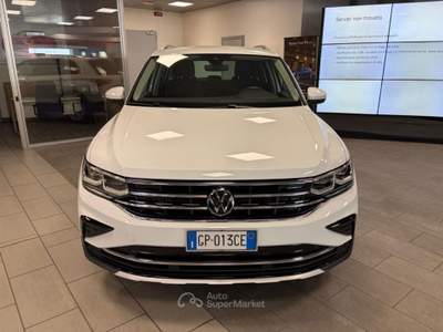 Volkswagen Tiguan 2.0 diesel  150cv.  4MOTION (4x4)   Aut. Elegance Bianco usata Alba