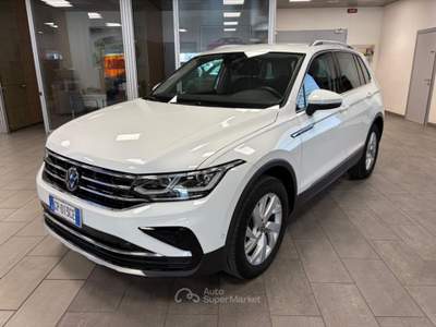 Volkswagen Tiguan 2.0 diesel  150cv.  4MOTION (4x4)   Aut. Elegance Bianco usata Alba