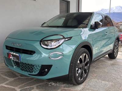 Fiat 600 1.2 hybrid La Prima 110cv auto Blu/Azzurro usata Bagnolo Piemonte