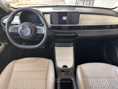 Fiat 600 1.2 hybrid La Prima 110cv auto Blu/Azzurro usata Bagnolo Piemonte