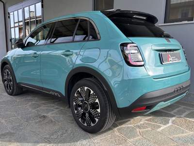 Fiat 600 1.2 hybrid La Prima 110cv auto Blu/Azzurro usata Bagnolo Piemonte