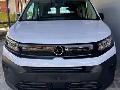 Opel Combo life N1 M 1.5d 130cv Edition Plus S&amp;S auto Bianco usata Bagnolo Piemonte