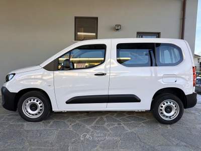 Opel Combo life N1 M 1.5d 130cv Edition Plus S&amp;S auto Bianco usata Bagnolo Piemonte