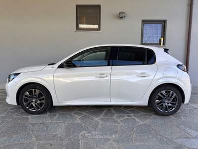 Peugeot 208 208 1.2 puretech Allure s&amp;s 75cv Bianco usata Bagnolo Piemonte