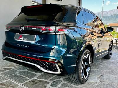 Volkswagen Tiguan 2.0 tdi R-Line Plus 150cv dsg Verde usata Bagnolo Piemonte