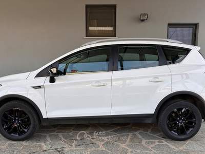 Ford Kuga 2.0 tdci Titanium 4wd 163cv Bianco usata Bagnolo Piemonte