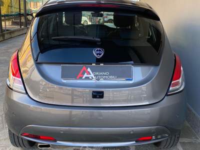 Lancia Ypsilon 1.0 firefly hybrid Platino s&amp;s 70cv Grigio usata Bagnolo Piemonte