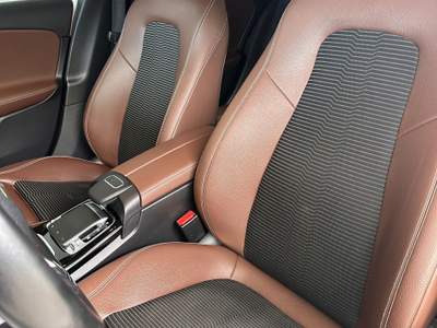 Mercedes-Benz Classe A Business 7G-DCT Bianco usata Bagnolo Piemonte