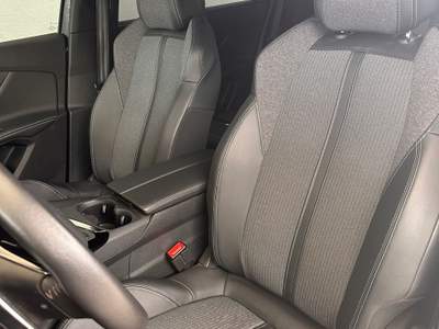 Peugeot 5008 5008 1.5 bluehdi Allure Pack s&amp;s 130cv eat8 Grigio usata Bagnolo Piemonte