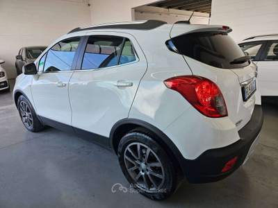 Opel Mokka 1.6 cdti Cosmo 4x2 136cv AUTOMATICO Bianco usata Martinengo