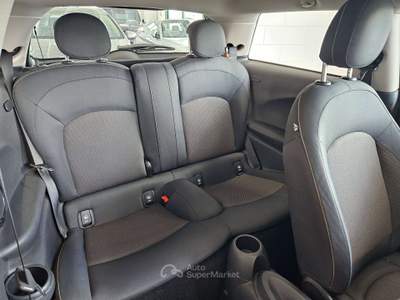 MINI One 1.2 benzina  75cv 3p TETTO APRIBILE / NEOPATENTATI Nero usata Martinengo
