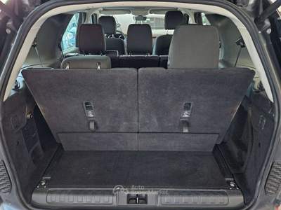Land Rover Discovery 3.0 td6 Edition 249cv 7 posti AUTOMATICO Grigio usata Martinengo