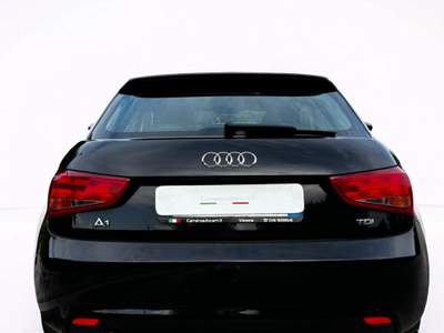 Audi A1 1.600 TDi 105 AMBITION Nero usata Venezia