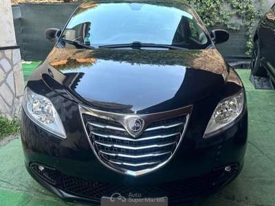 Lancia Ypsilon 5 porte GPL GARANZIA Nero usata Benevento