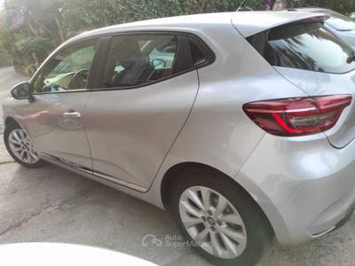Renault Clio Renault clio 2020 1.5 dci 85cv Nav Telecam Senso Argento usata Sant'Egidio del Monte Albino