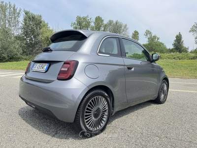 Fiat 500e 42 kWh Icon UNICO PROPRIETARIO usata Settimo Torinese
