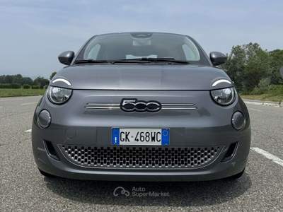 Fiat 500e 42 kWh Icon UNICO PROPRIETARIO usata Settimo Torinese