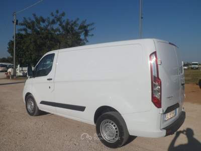Ford Transit Custom furgone Bianco usata San Michele Salentino