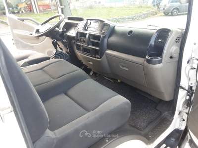 Nissan Cabstar RIBALTABILE TRILATERALE usata PALAZZAGO