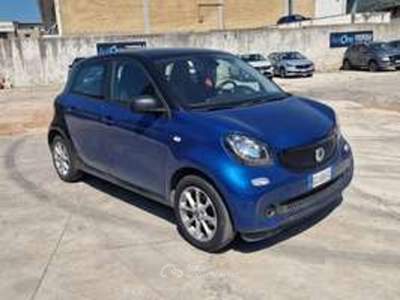 Smart ForFour 1.0 52Kw GPL Manu Passion - Blocca Ora! Blu/Azzurro usata Ciampino