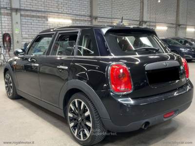 MINI Clubman Mini One 5 porte OK NEOPATENTATI Nero usata Villorba