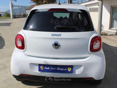 Smart ForFour 70 1.0 twinamic Passion Bianco usata Padula