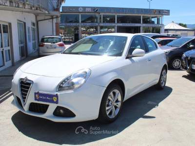Alfa Romeo Giulietta 2.0 JTDm-2 170 CV Distinctive Bianco usata Padula