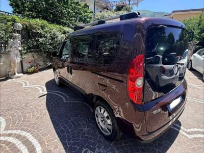 Fiat Doblò Dobl&ograve; 1.4 T-Jet Natural Power Emotion Lilla usata ANGRI